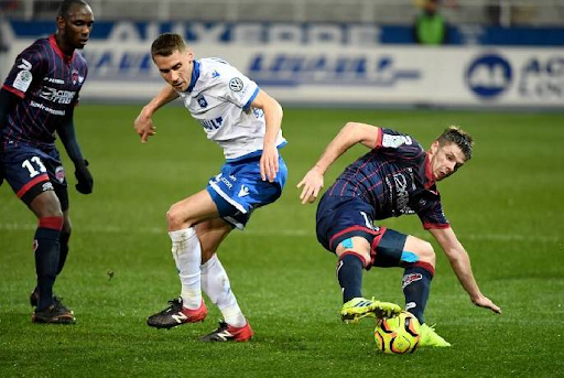 soi-keo-tran-dau-giua-hai-doi-tuyen-clermont-foot-vs-auxerre-2000-ngay-09-10-2022-ligue-1